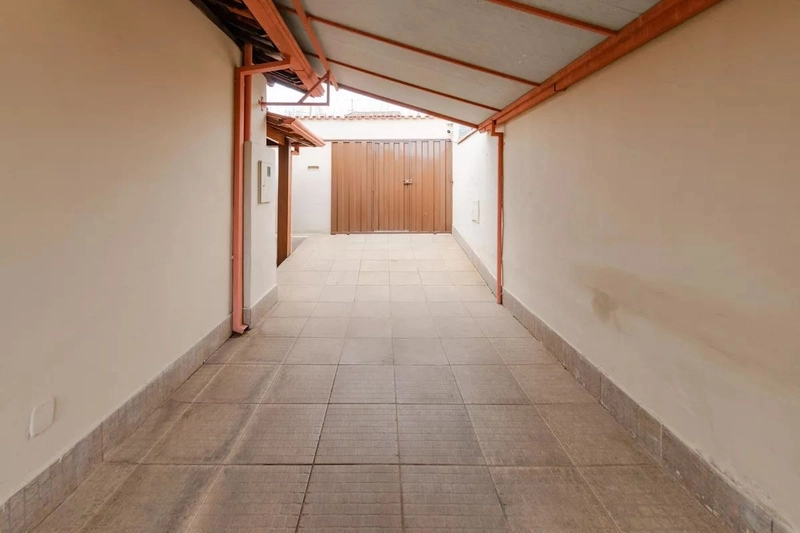 CASA A VENDA 4 QUARTOS| 2 BANHEIROS | 2 VAGAS: 7ª foto da galeria de imagens do imóvel