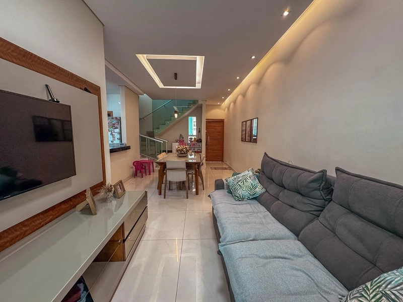 CASA GEMINADA INDIVIDUAL Á VENDA NO BAIRRO XANGRILÁ | ALTO PADRÃO: 18ª foto da galeria de imagens do imóvel