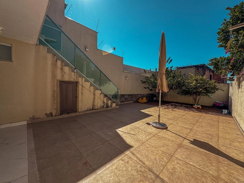 CASA GEMINADA INDIVIDUAL Á VENDA NO BAIRRO XANGRILÁ | ALTO PADRÃO: 8ª foto da galeria de imagens do imóvel