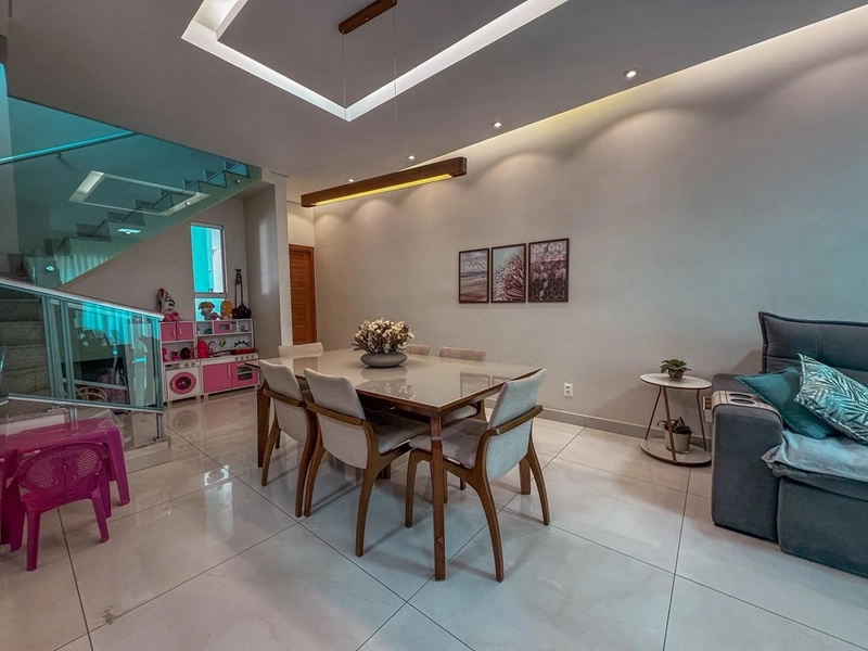 CASA GEMINADA INDIVIDUAL Á VENDA NO BAIRRO XANGRILÁ | ALTO PADRÃO: 14ª foto da galeria de imagens do imóvel