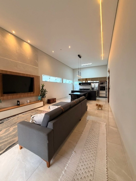 CASA Á VENDA NO BAIRRO ARVOREDO 1 | ALTO PADRÃO DE ACABAMENTO: 4ª foto da galeria de imagens do imóvel