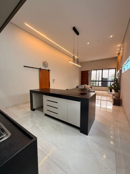 CASA Á VENDA NO BAIRRO ARVOREDO 1 | ALTO PADRÃO DE ACABAMENTO: 6ª foto da galeria de imagens do imóvel