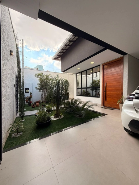 CASA Á VENDA NO BAIRRO ARVOREDO 1 | ALTO PADRÃO DE ACABAMENTO: 1ª foto da galeria de imagens do imóvel