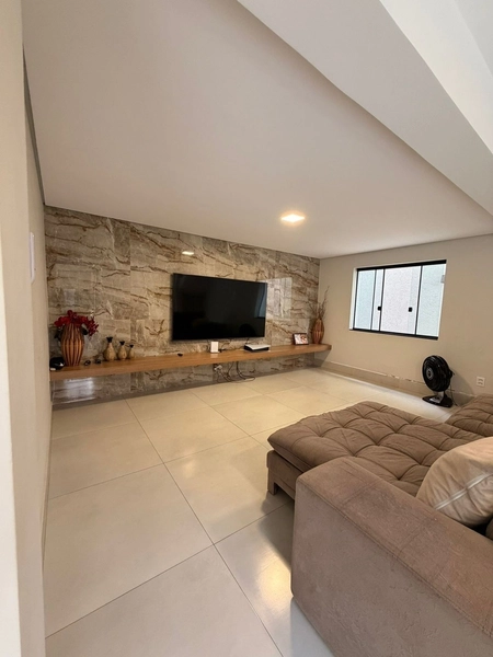 CASA Á VENDA NO BAIRRO ARVOREDO 1 | ALTO PADRÃO DE ACABAMENTO: 13ª foto da galeria de imagens do imóvel