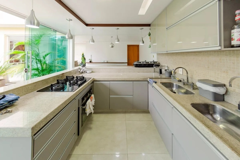 CASA A VENDA NO PADRE EUSTÁQUIO: 8ª foto da galeria de imagens do imóvel