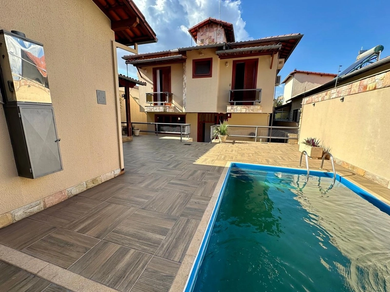 CASA DUPLEX À VENDA NO ÁLVARO CAMARGOS|6 QUARTOS SENDO 1 SUÍTE MASTER: 75ª foto da galeria de imagens do imóvel