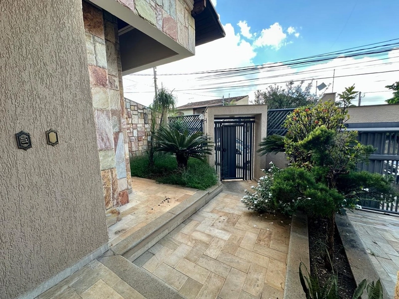 CASA DUPLEX NO ÁLVARO CAMARGOS| 6 QUARTOS SENDO 1 SUÍTE MASTER: 5ª foto da galeria de imagens do imóvel