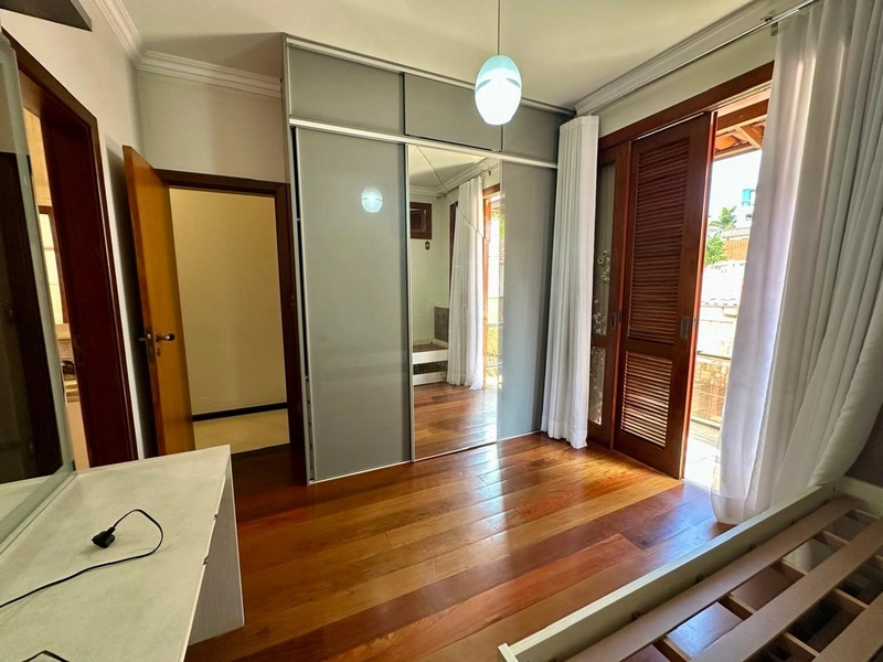 CASA DUPLEX NO ÁLVARO CAMARGOS| 6 QUARTOS SENDO 1 SUÍTE MASTER: 31ª foto da galeria de imagens do imóvel