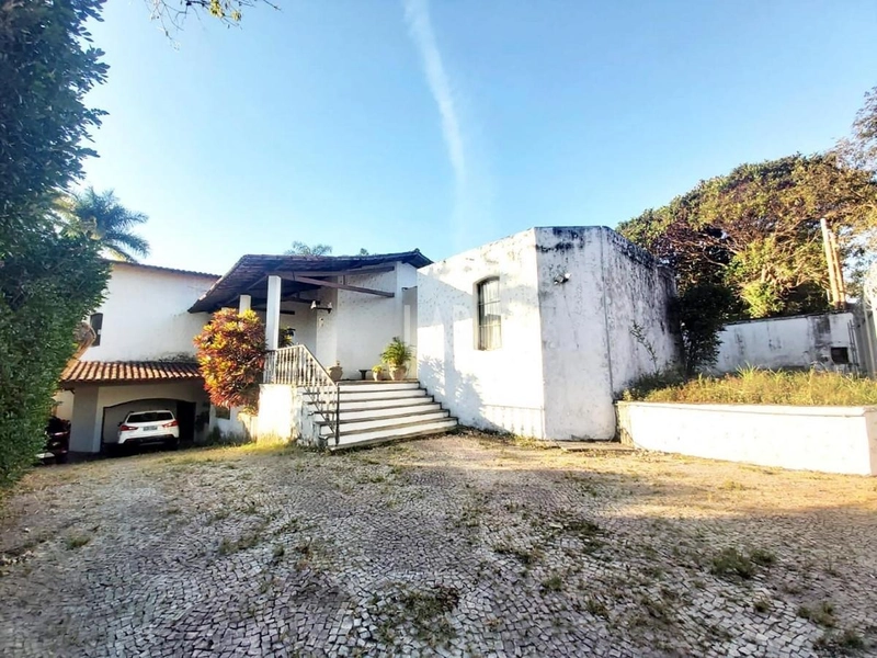 BELISSIMA CASA A VENDA NA REGIAO DO SÃO LUIZ / PAMPULHA: 5ª foto da galeria de imagens do imóvel
