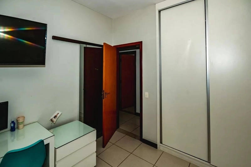 BELÍSSIMA CASA LINEAR A VENDA | 4 QUARTOS | 2 SUÍTES | 4 VAGAS: 26ª foto da galeria de imagens do imóvel