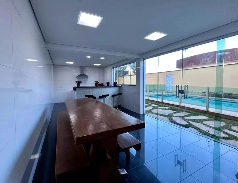 CASA LINEAR À VENDA NO BAIRRO SÃO LUIZ: 11ª foto da galeria de imagens do imóvel