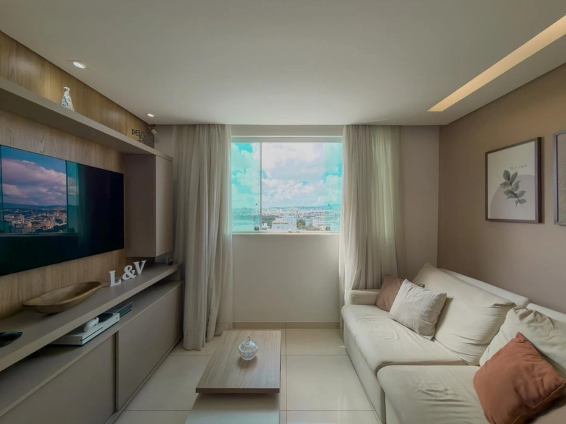 Apartamento Disponível para venda no Bairro Cabral | 2 quartos: 1ª foto da galeria de imagens do imóvel
