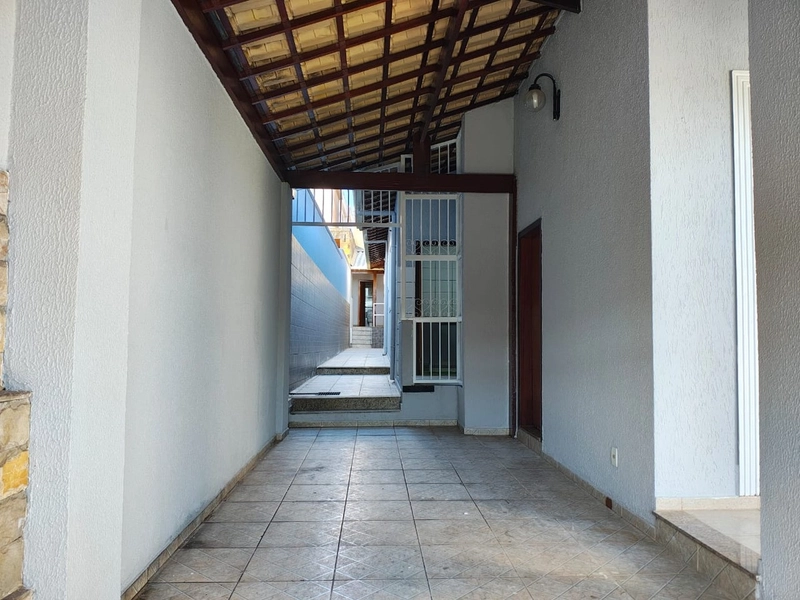 CASA LINEAR  A VENDA BAIRRO SANTA MÔNICA: 27ª foto da galeria de imagens do imóvel