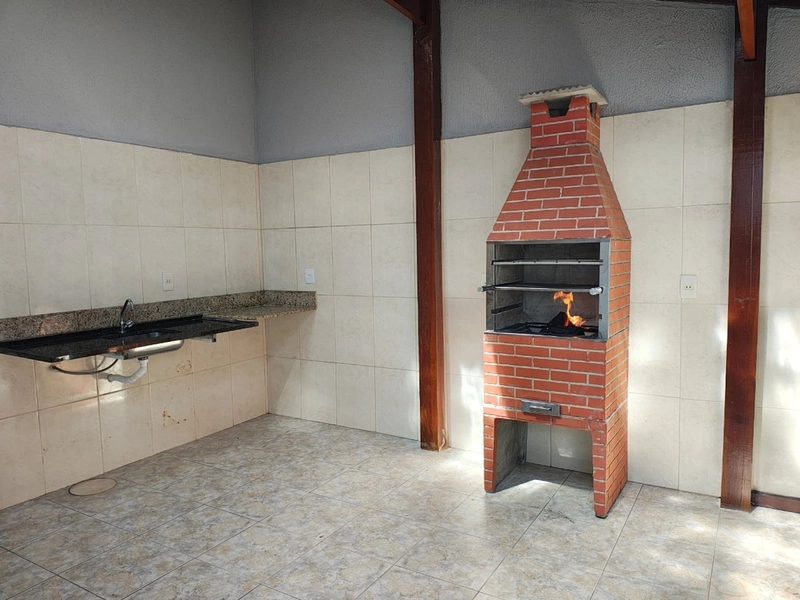 CASA LINEAR  A VENDA BAIRRO SANTA MÔNICA: 5ª foto da galeria de imagens do imóvel