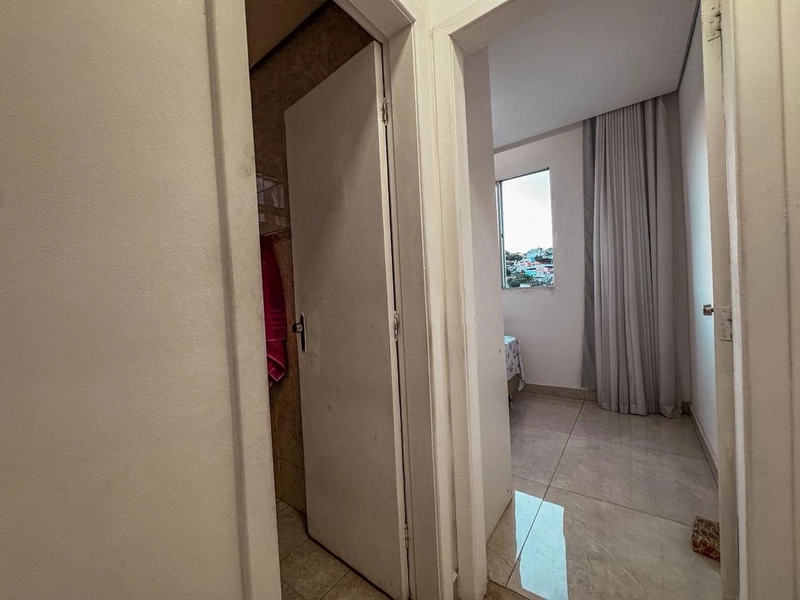 BELÍSSIMO APARTAMENTO Á VENDA NO GLÓRIA | 2 QUARTOS | REFORMADO: 17ª foto da galeria de imagens do imóvel