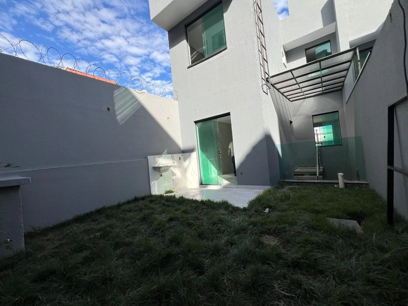 CASA DE DOIS PAVIMENTOS A VENDA BAIRRO CABRAL: 24ª foto da galeria de imagens do imóvel