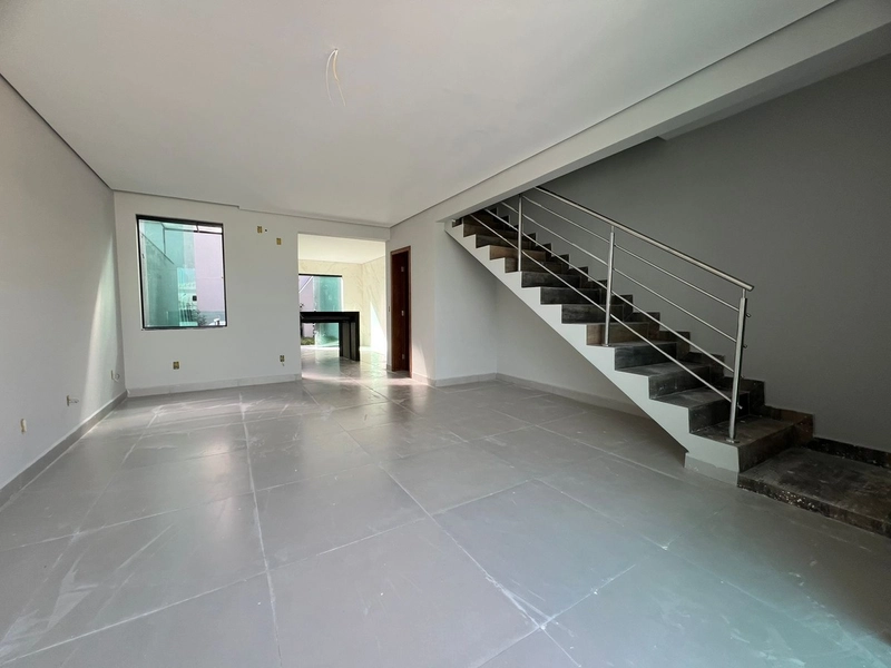 CASA DE DOIS PAVIMENTOS A VENDA BAIRRO CABRAL: 7ª foto da galeria de imagens do imóvel