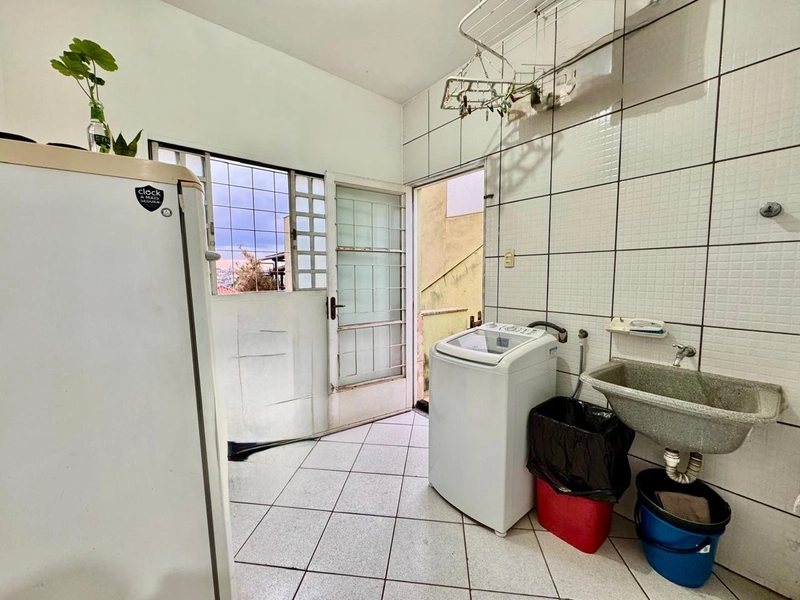 CASA GEMINADA INDIVIDUAL Á VENDA: 16ª foto da galeria de imagens do imóvel