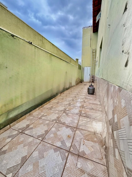 CASA GEMINADA INDIVIDUAL Á VENDA: 28ª foto da galeria de imagens do imóvel