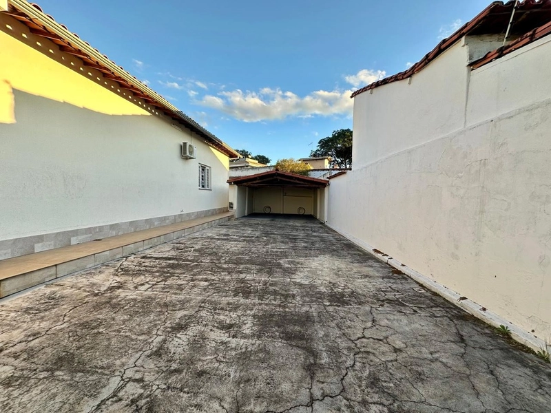 CASA À VENDA NO PLANALTO | 3 QUARTOS| 2 BANHEIROS| 1 SUITE| 8 VAGAS: 24ª foto da galeria de imagens do imóvel