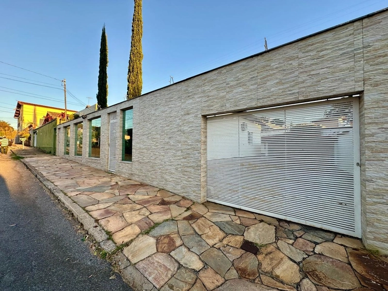 CASA À VENDA NO PLANALTO | 3 QUARTOS| 2 BANHEIROS| 1 SUITE| 8 VAGAS: 27ª foto da galeria de imagens do imóvel