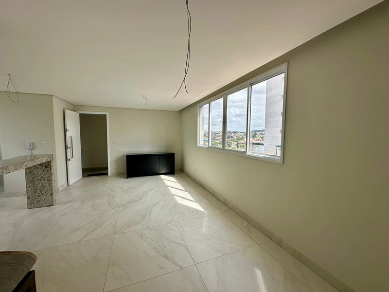 APARTAMENTO À VENDA NO CABRAL | 3 QUARTOS| 2 BANHEIROS| 1 SUITE: 2ª foto da galeria de imagens do imóvel