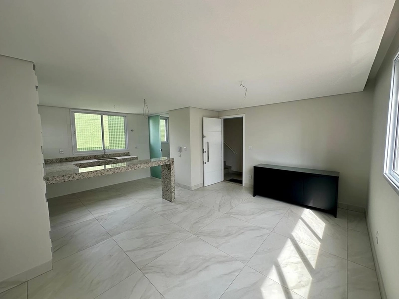 APARTAMENTO À VENDA NO CABRAL | 3 QUARTOS| 2 BANHEIROS| 1 SUITE: 3ª foto da galeria de imagens do imóvel
