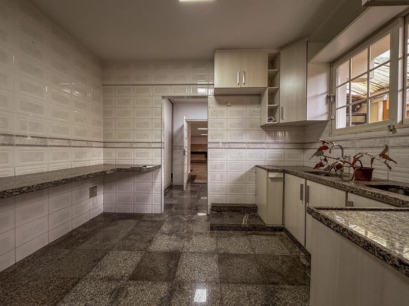 BELÍSSIMA CASA GEMINADA INDIVIDUAL À VENDA NO CASTELO | 4 QUARTOS: 37ª foto da galeria de imagens do imóvel