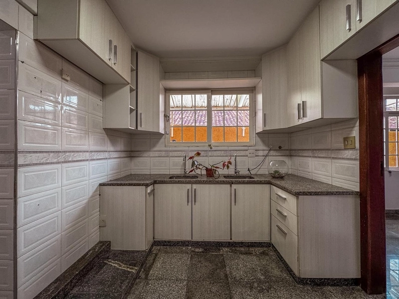 BELÍSSIMA CASA GEMINADA INDIVIDUAL À VENDA NO CASTELO | 4 QUARTOS: 35ª foto da galeria de imagens do imóvel