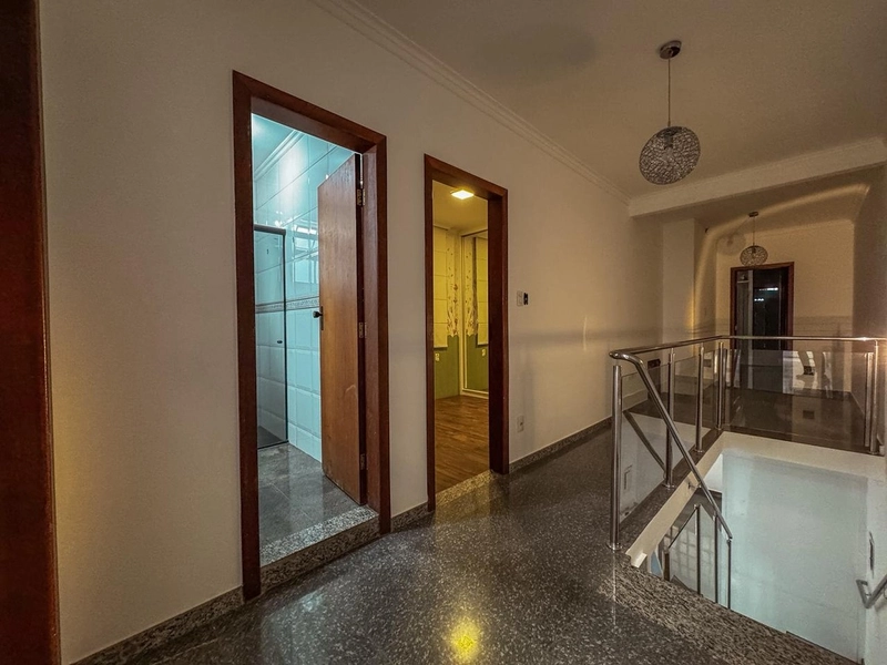 BELÍSSIMA CASA GEMINADA INDIVIDUAL À VENDA NO CASTELO | 4 QUARTOS: 42ª foto da galeria de imagens do imóvel