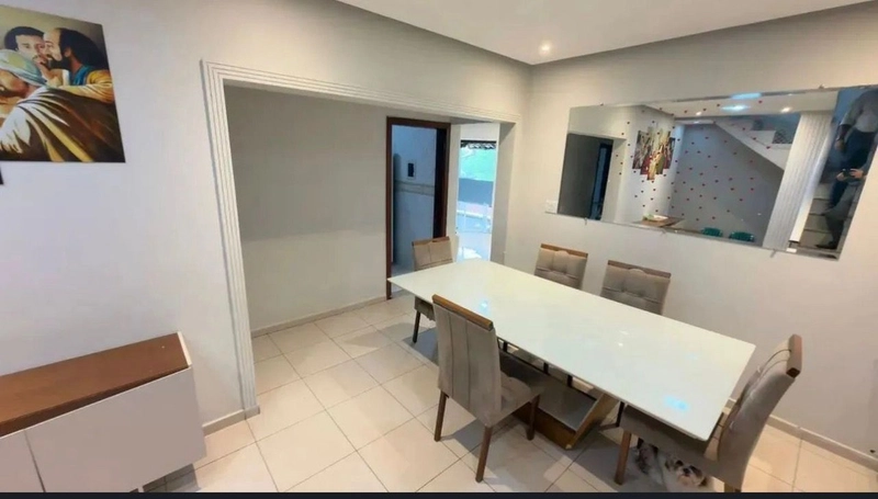 CASA DE DOIS PAVIMENTOS NO MANACAS: 17ª foto da galeria de imagens do imóvel