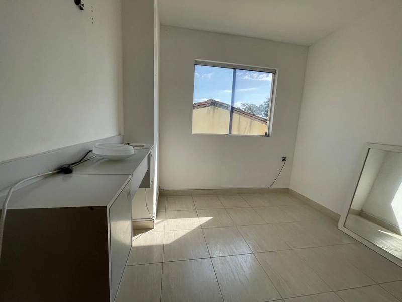 Casa Geminada à Venda no Parque Xangri-lá | Contagem: 23ª foto da galeria de imagens do imóvel