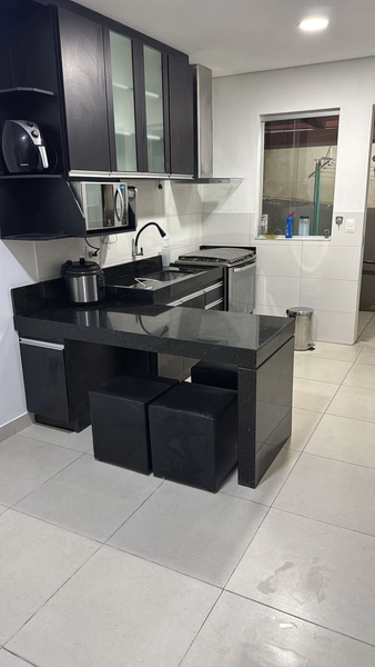Casa Geminada à Venda no Parque Xangri-lá | Contagem: 4ª foto da galeria de imagens do imóvel