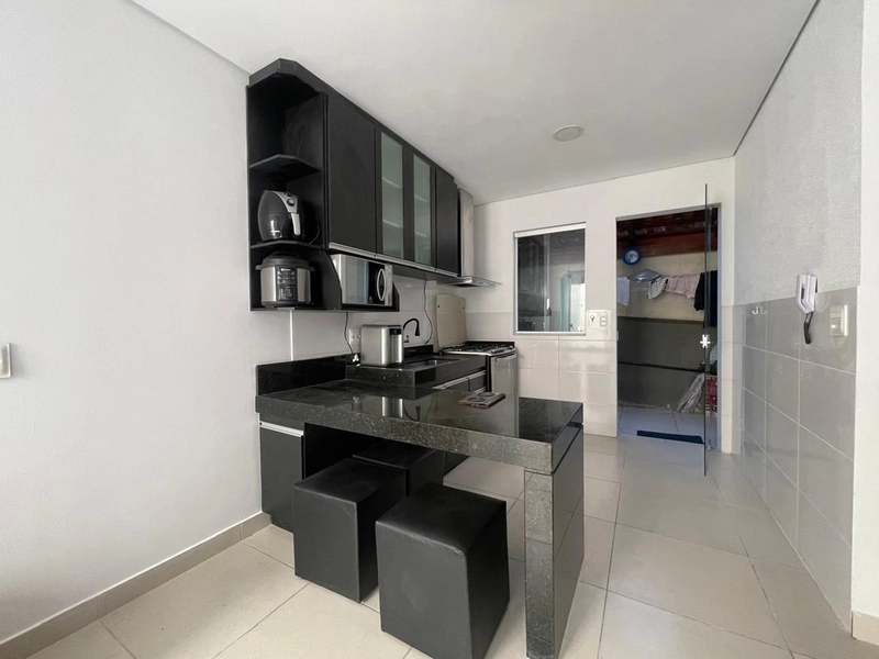 Casa Geminada à Venda no Parque Xangri-lá | Contagem: 9ª foto da galeria de imagens do imóvel