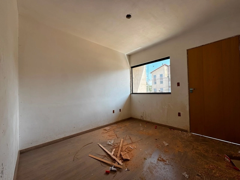 CASA GEMINADA INDIVIDUAL Á VENDA NO BAIRRO XANGRILÁ | 02 QUARTOS: 14ª foto da galeria de imagens do imóvel
