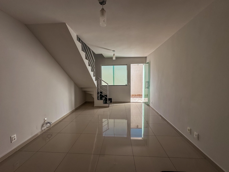 CASA GEMINADA PARA LOCAÇÃO ENTRADA COLETIVA | BAIRRO XANGRILÁ: 7ª foto da galeria de imagens do imóvel