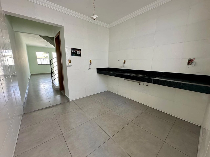 CASA GEMINADA INDIVIDUAL À VENDA NO JARDIM LEBLON: 9ª foto da galeria de imagens do imóvel