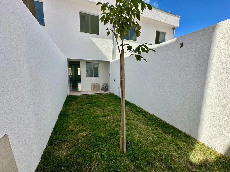 CASA GEMINADA INDIVIDUAL À VENDA NO JARDIM LEBLON: 30ª foto da galeria de imagens do imóvel