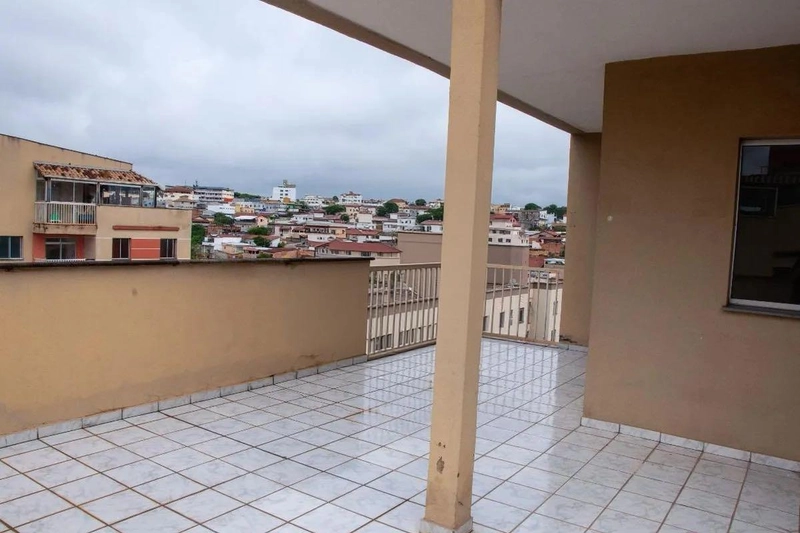 COBERTURA À VENDA NO BAIRRO RESSACA: 3ª foto da galeria de imagens do imóvel