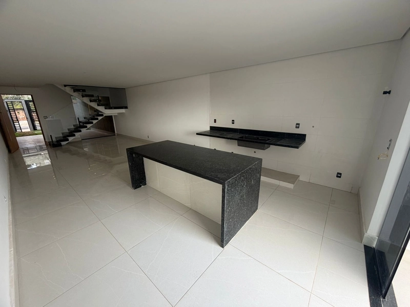 Casa à venda com 190m², 3 quartos e 2 vagas: 10ª foto da galeria de imagens do imóvel