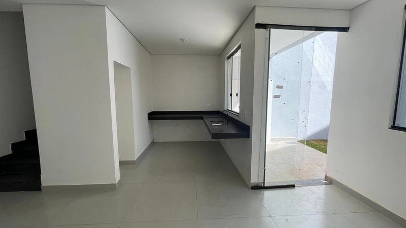 Casa com 3 quartos à venda em Belo Horizonte, no bairro Manacás: 6ª foto da galeria de imagens do imóvel