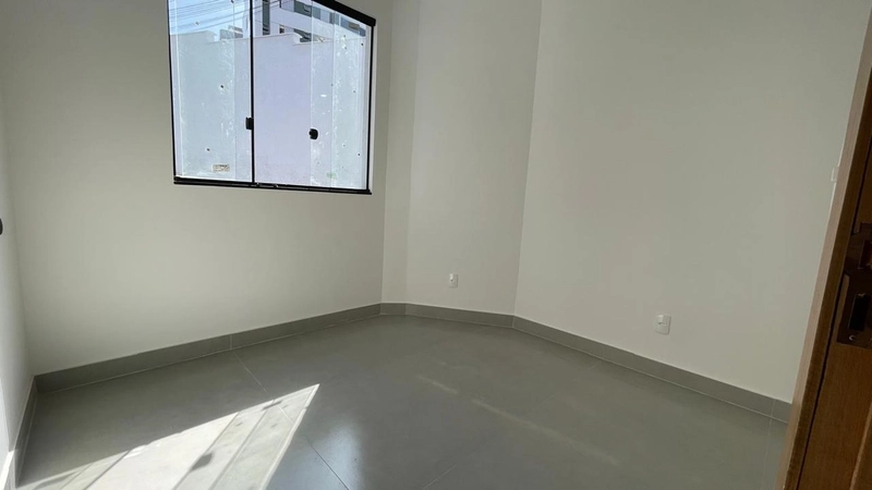 Casa com 3 quartos à venda em Belo Horizonte, no bairro Manacás: 11ª foto da galeria de imagens do imóvel