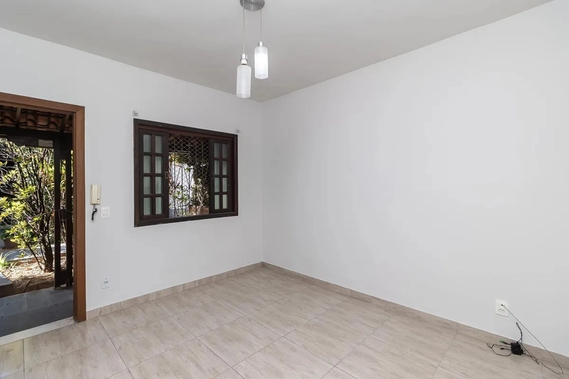 CASA GEMINADA LINEAR  C/ ENTRADA COLETIVA A VENDA NO SERRANO: 5ª foto da galeria de imagens do imóvel