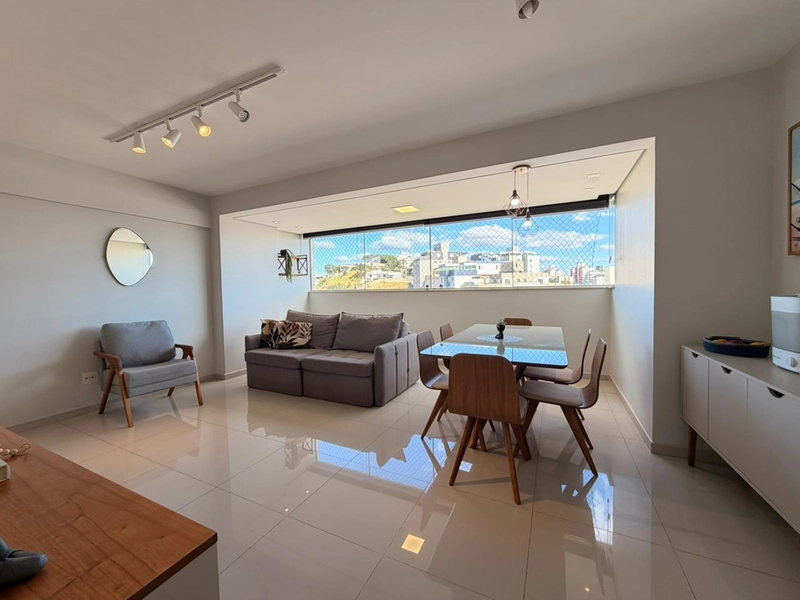 APARTAMENTO COM LAZER DISPONÍVEL PARA VENDA NO BAIRRO CASTELO | 90M² |: 2ª foto da galeria de imagens do imóvel