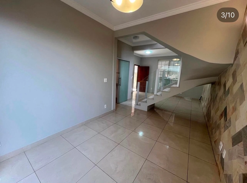 LINDA CASA GEMINADA EM CONDOMÍNIO Á VENDA NO CASTELO: 7ª foto da galeria de imagens do imóvel