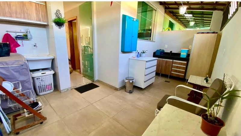 Casa Duplex à Venda no Bairro Serrano – 3 Quartos, Suíte e 2 Vagas: 10ª foto da galeria de imagens do imóvel