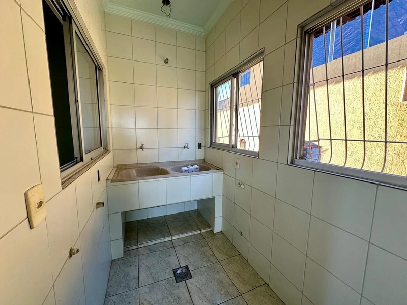 CASA À VENDA PARA REFORMA NO PARQUE RECREIO: 9ª foto da galeria de imagens do imóvel