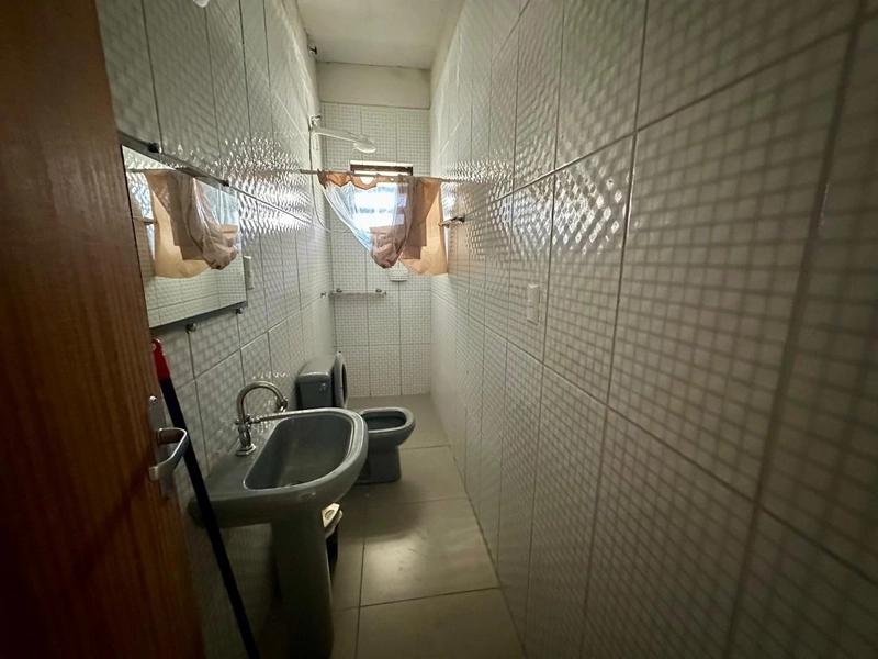 CASA À VENDA PARA REFORMA NO PARQUE RECREIO: 19ª foto da galeria de imagens do imóvel