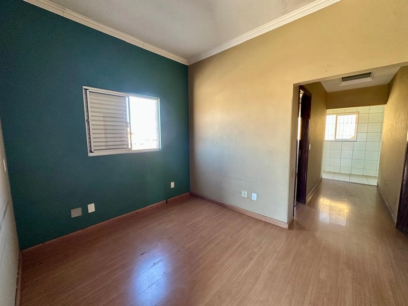 CASA À VENDA PARA REFORMA NO PARQUE RECREIO: 13ª foto da galeria de imagens do imóvel