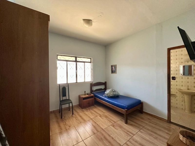 CASA À VENDA PARA REFORMA NO PARQUE RECREIO: 11ª foto da galeria de imagens do imóvel